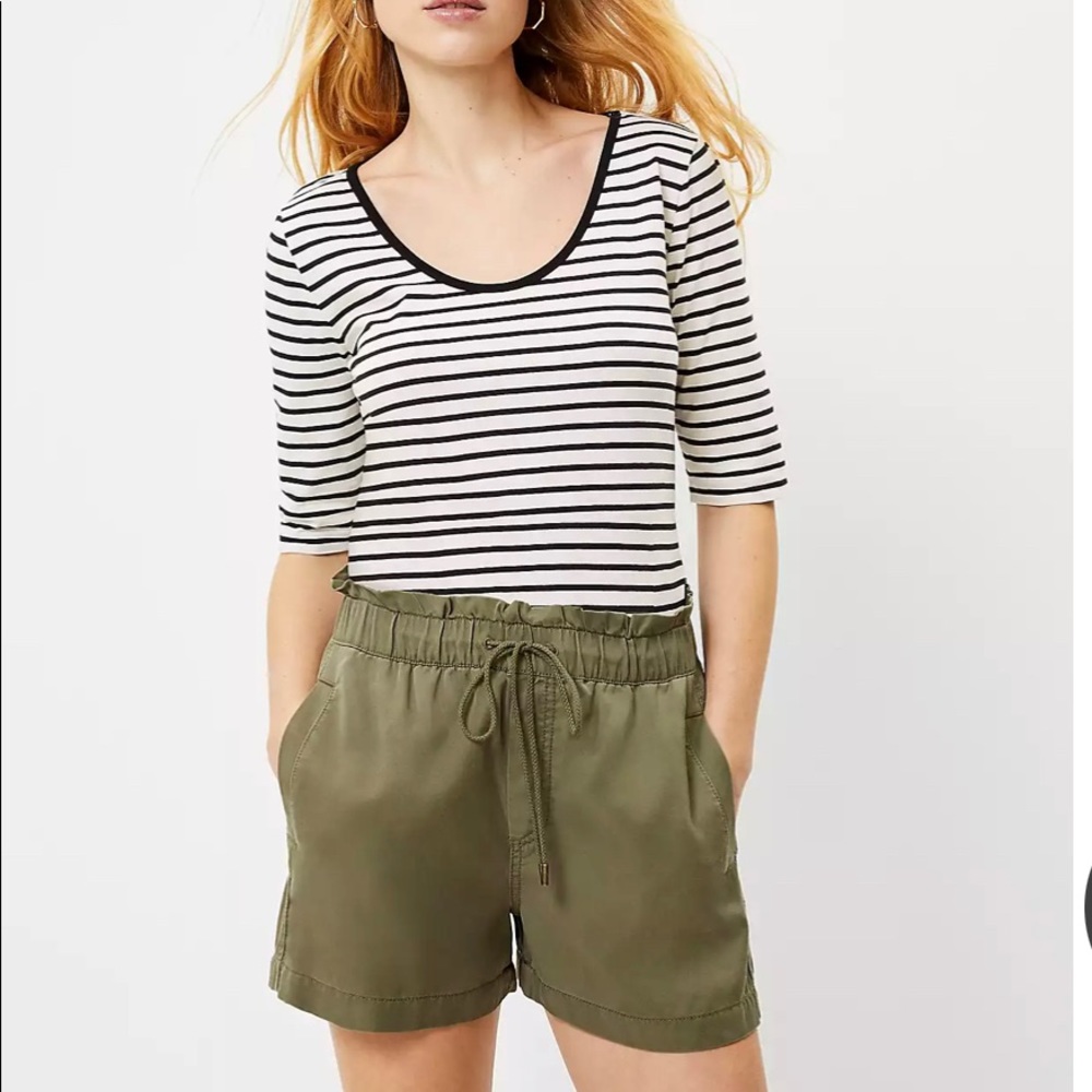 Loft Pull On Shorts in Soft Twill